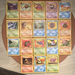 Pokemon TCG Fossil Mixed Card Lot (18) WOTC English 1999 Ekans Gastly Golbat - Image 1