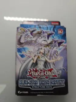 YuGiOh Blue-Eyes White Destiny Structure Deck 50 Cards Box Damage - Image 1