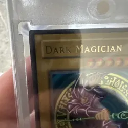 Yugioh! Dark Magician SDY-006 Ultra Rare VINTAGE NM - Image 2