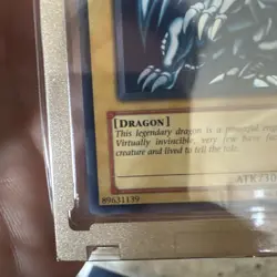 Blue Eyes White Dragon - SDK-001 Ungraded near mint Condition Yugioh - Image 3