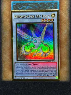 Yugioh Herald Of The Arc Light MAGO-EN028 Gold Rare 1st Ed NM - Image 1