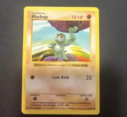 Machop 052/102 Base Set (Shadowless) Common Regular 50 HP Pokemon TCG Card 1999 - Image 1