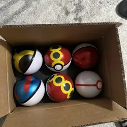Pokemon Pokeball Empty G25 Lot Of 6 With Pokemon Card Bulk - Image 1