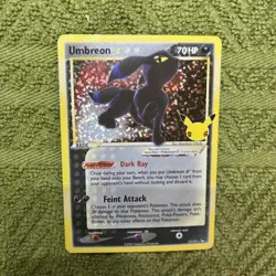 Umbreon Gold Star 17/17 - Pokemon Celebrations 25th Anniversary Holo Rare - Image 1