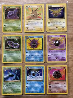 Pokemon WOTC Fossil Set Near Complete Non-Holo Card Bundle - Image 4