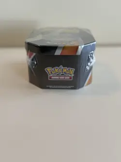 Pokemon Jolteon V Eevee Evolutions Tin 2021 Factory Sealed, 4 packs included - Image 4