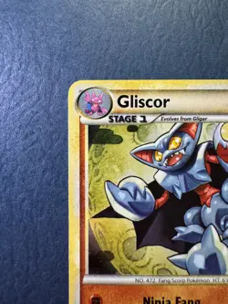 Pokemon TCG Gliscor 4/90 Undaunted Holo - Image 4