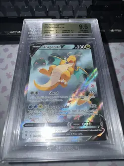 Pokemon TCG Dragonite v Alt Art Holo Ultra Rare Evolving Skies BGS 9.5 - Image 3