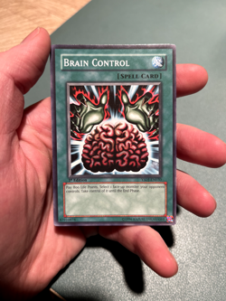 Brain Control: YSDJ-EN030 - 1st Edition - Near Mint - Vintage - YuGiOh - Image 1