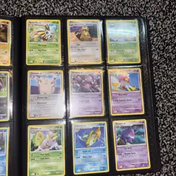 Diamond & Pearl Base Set 2007 Pokemon trading card near complete collection - Image 4