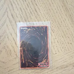 Konami Yu-Gi-Oh! Dark Magician SDY-006 Yugi Ultra Rare Unlimited - Image 2