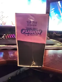 Nintendo Pokemon TCG: Sword & Shield Fusion Strike Elite Trainer Box 820650809330 - Image 2