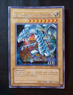 Yu-Gi-Oh - Blue Eyes White Dragon - PCK-E001 - Secret Rare - LP - Image 1