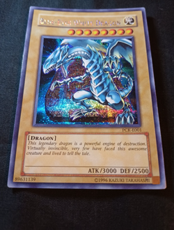 Yu-Gi-Oh - Blue Eyes White Dragon - PCK-E001 - Secret Rare - LP - Image 2