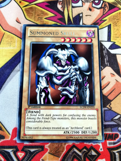 Summoned Skull lcjw-en235 1st Edition (LP) Rare Yu-Gi-Oh! - Image 1