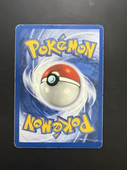 2001 POKEMON NEO DISCOVERY #13 UMBREON-HOLO - Crease - Image 2