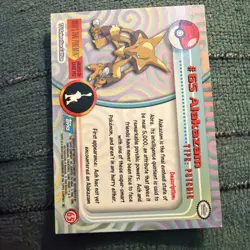 1999 Topps Pokemon Series 1 #64 Alakazam - NM - Image 2