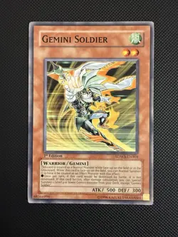 Yu-Gi-Oh! TCG - Gemini Soldier SDWS-EN004 1st Edition Common NM - Image 1