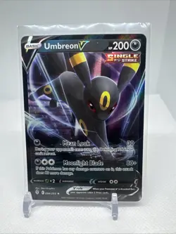 Umbreon V 094/203 Ultra Rare Holo Evolving Skies Pokemon Card NM - Image 1