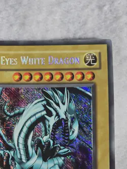 Yu-Gi-Oh! Blue-Eyes White Dragon BPT-003 2002 Collectors Tin Limited Edition - Image 3