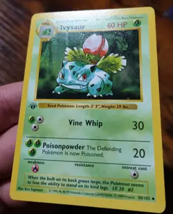 Ivysaur 30/102 1st Edition Base Set Shadowless Uncommon Pokemon Card VLP - Image 3
