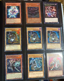 Yugioh! Vintage YuGiOh Card Binder Collection lot, Holos, Blue Eyes, holos! - Image 3