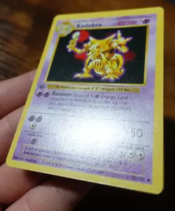Kadabra 32/102 1st Edition Base Set Shadowless Uncommon Pokemon Card PL Creased - Image 5