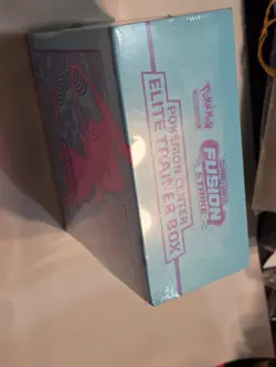 Pokemon Center Fusion Strike Elite Trainer Box Mew English TCG 2021 - Image 3