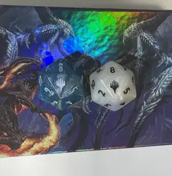 MTG X FINAL FANTASY Crystal Blue + White Moogle Oversized D20 Spin Down Bundle - Image 2