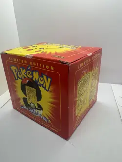 Pokemon Pikachu Limited Edition 23k Gold Plated Trading Card & Pokeball SEALED - Image 4