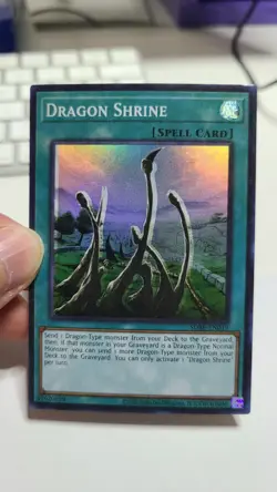 Dragon Shrine SDBE-EN019 Structure Deck Saga of Blue Eyes Super Rare LP - Image 1