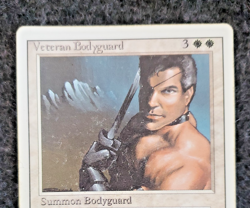 MTG Veteran Bodyguard x1- -Revised Edition-Heavy Play........(DS3D1K7) - Image 3