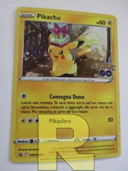 Pikachu ® Pokemon GO SWSH234 ® Promo Holo Foil ® Pokemon ® Italiano - Image 1