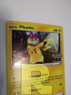 Pikachu ® Pokemon GO SWSH234 ® Promo Holo Foil ® Pokemon ® Italiano - Image 4