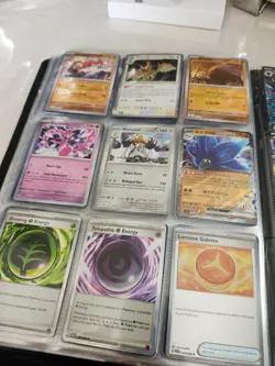 Pokemon card starter kit, over 250 cards. New cards from many of the new sets. - Image 2