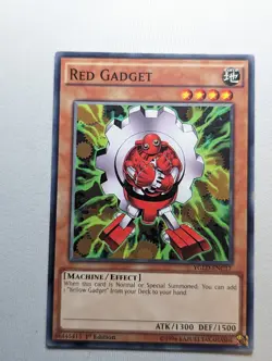 Red Gadget Common Yugioh Card YGLD-ENC17 - Image 1