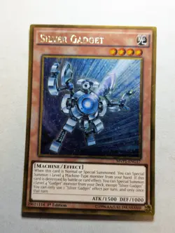MVP1-ENG17 - Silver Gadget - Gold Rare - 1st Edition - Yugioh - Image 1
