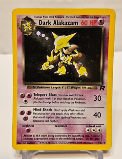 Dark Alakazam 1/82 Holo Rare Unlimited Team Rocket Pokemon 1747 - Image 1