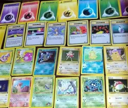 CHOICE: GAME FREAK WOTC 1998 VINTAGE CCG POKEMON FOSSIL BASE SET-MINT CONDITION - Image 2