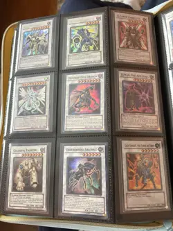 Yu-Gi-Oh! Vintage Binder Collection. With Heavy Hitters And 70+ Holos. - Image 2