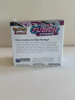 Pokemon TCG Sword & Shield Fusion Strike Booster Box English 2021 - Image 3