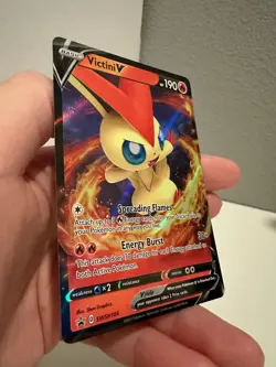 Pokemon TCG Victini V SWSH Black Star Promos SWSH104 Promo LP 0420#100 - Image 3