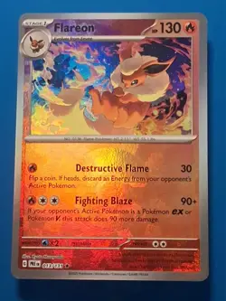 Pokemon Flareon 013/131 Sv: Prismatic Evolutions Master Ball Pattern Holo 130 HP - Image 1