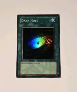 Yugioh Dark Hole LOB-052 Super Rare Legend of Blue-Eyes White Dragon LP - Image 1