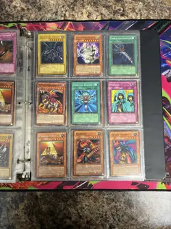 Yugioh Card binder Collection with vintage cards 300+ cards - Image 4