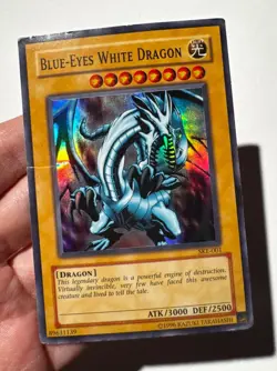 Yu-Gi-Oh Blue-Eyes White Dragon SDBE-EN001 Unlimited Ultra Rare - HP/DMG - Image 3