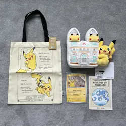 Pikachu at the Museum Promo & Plush + Tote Bag Pokemon x Natural History Museum - Image 1