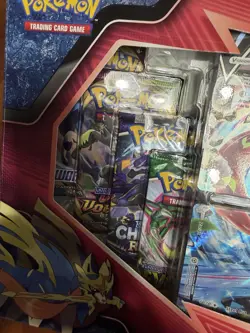 Pokemon TCG - ZACIAN V-Union Special Collection Box - Image 4