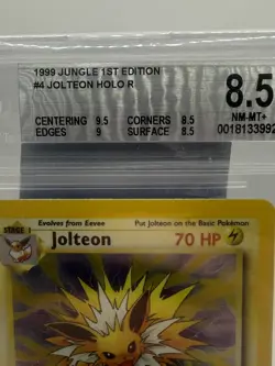 1999 Jungle 1st edition #4 Jolteon Holo BGS 8.5 Pokemon - Image 3