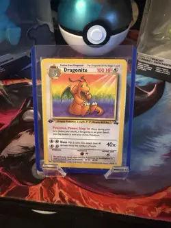 Pokemon Dragonite 19/62 1st Edition Fossil Set Rare - Image 1